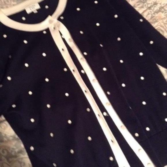 button down sweater - Picture 2 of 4